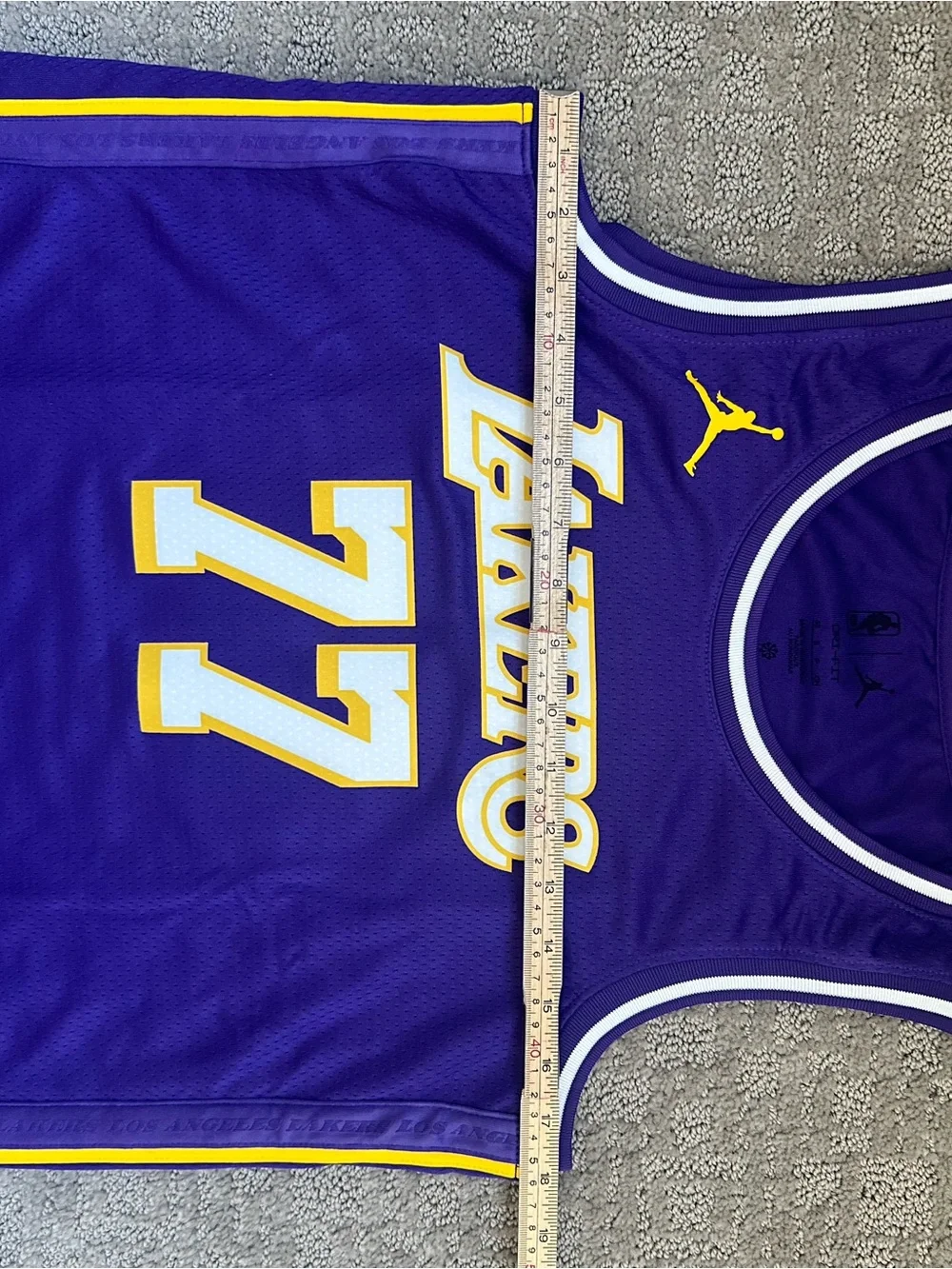 Nike Jordan Luka Dončić Lakers #77 Statement Edition Jersey NWT Small